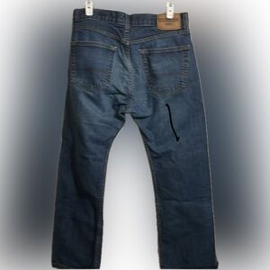 Denizen Levi’s size 33 x 30